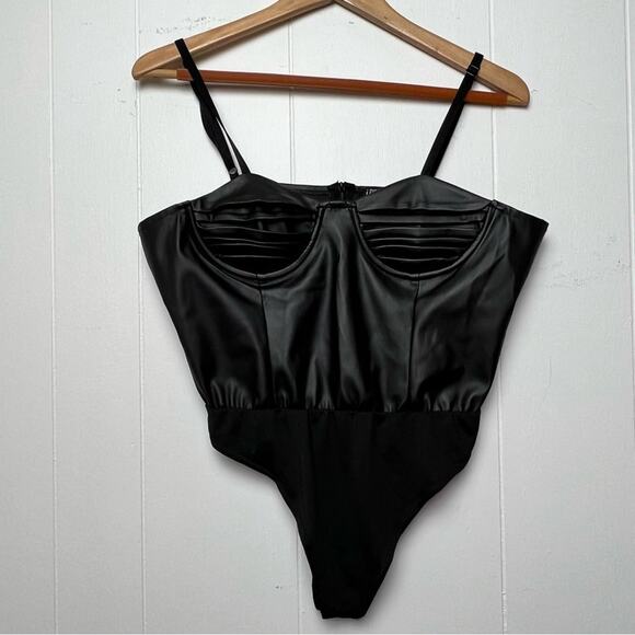 Love X Design Black Faux Leather Pleated Cups  Cami Bodysuit Women’s Size Large - Picture 6 of 10